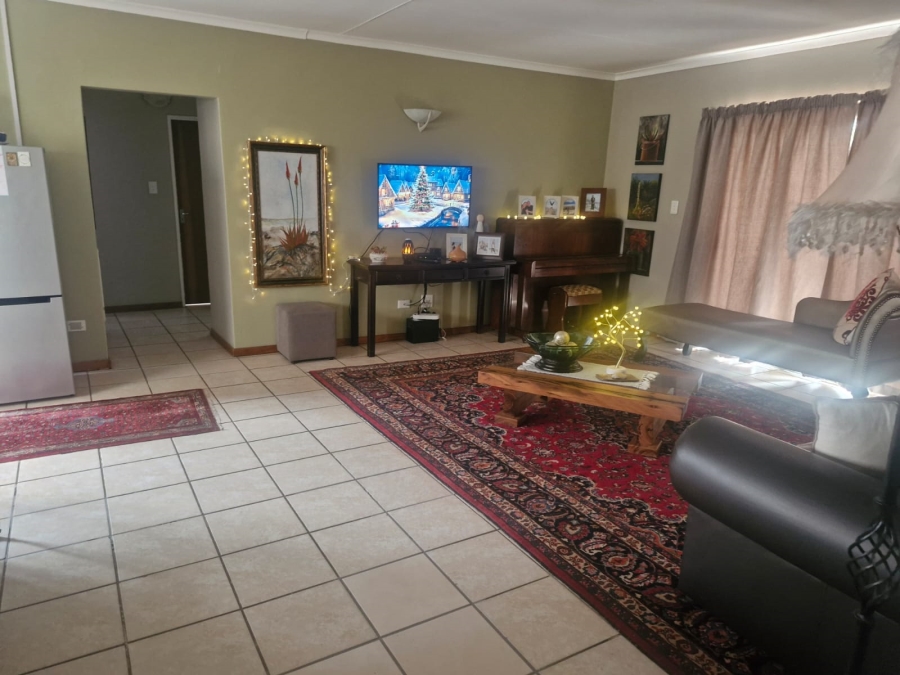 4 Bedroom Property for Sale in Keidebees Northern Cape